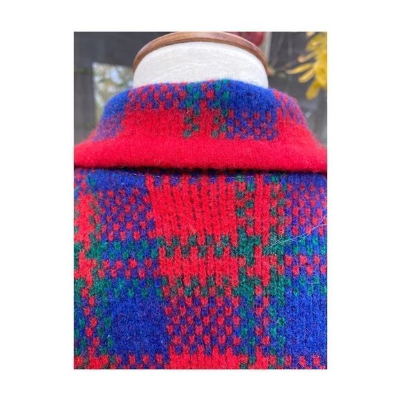 50s 60s Hudson’s Bay Plaid Wool Sweater Metal Crest Buttons Jacket Rare Sz 37 - Picture 11 of 16